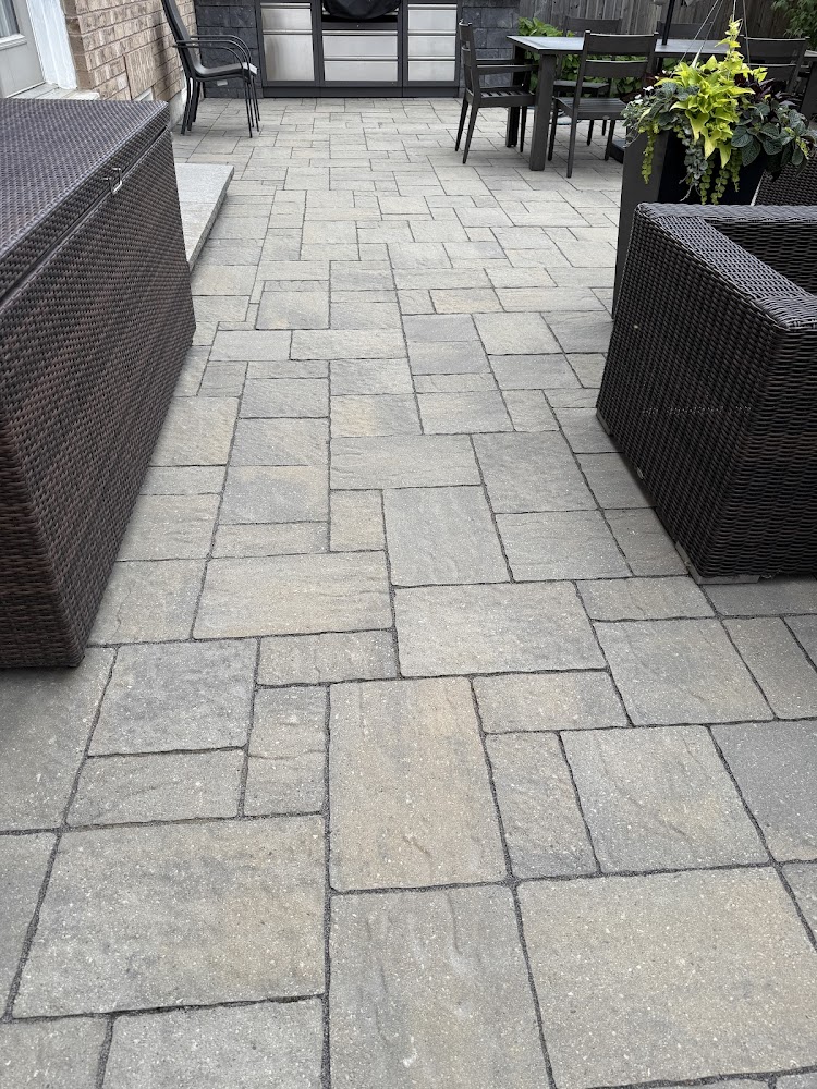 Elite Exteriors GTA - Interlocking & Hardscaping