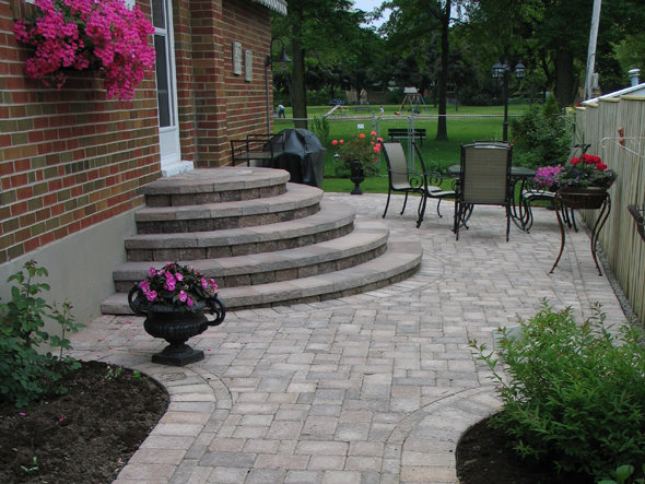 ALL-PRO Landscaping & Carpentry Ltd
